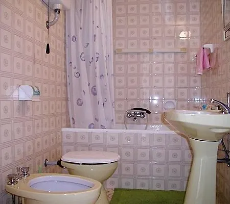 Apartments Lukoran *