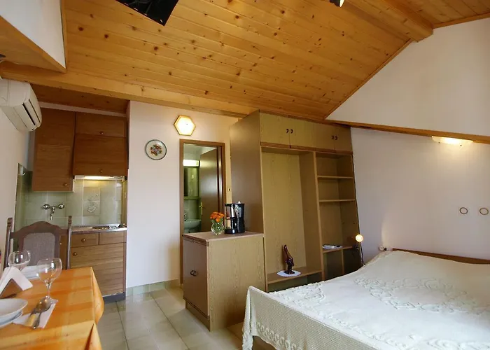 公寓 Apartments Lukoran Lukoran