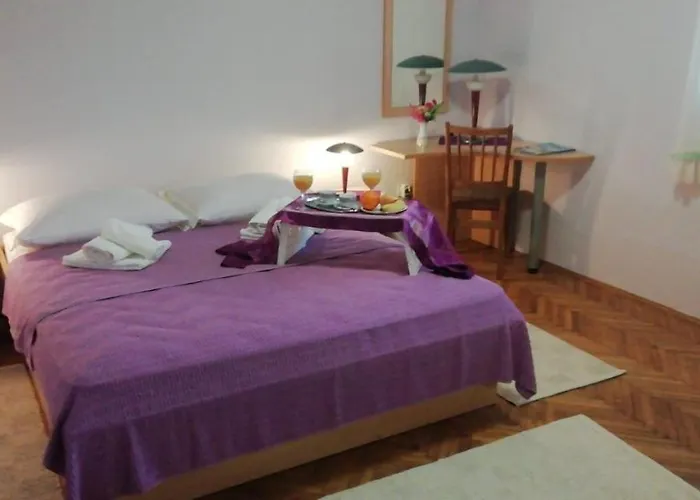 Lägenhet Apartments Lukoran Lukoran