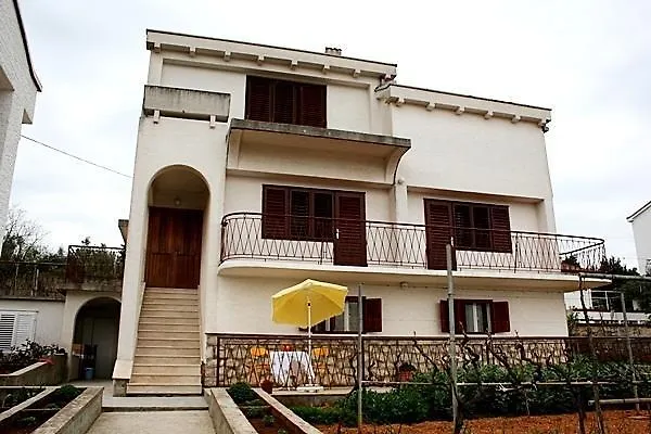 Apartments Lukoran Apartman Lukoran