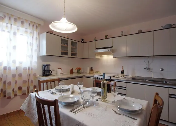Apartman Apartments Lukoran Lukoran